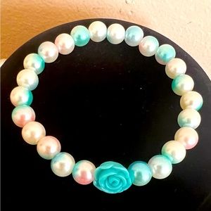 Handmade Jewelry Stretch Faux Pearl Bracelet 💕